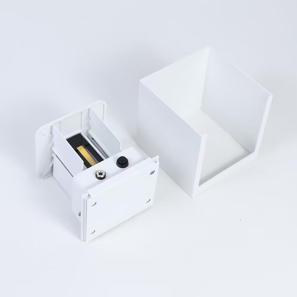 Outdoor Waterproof Aluminum Wall Lamp