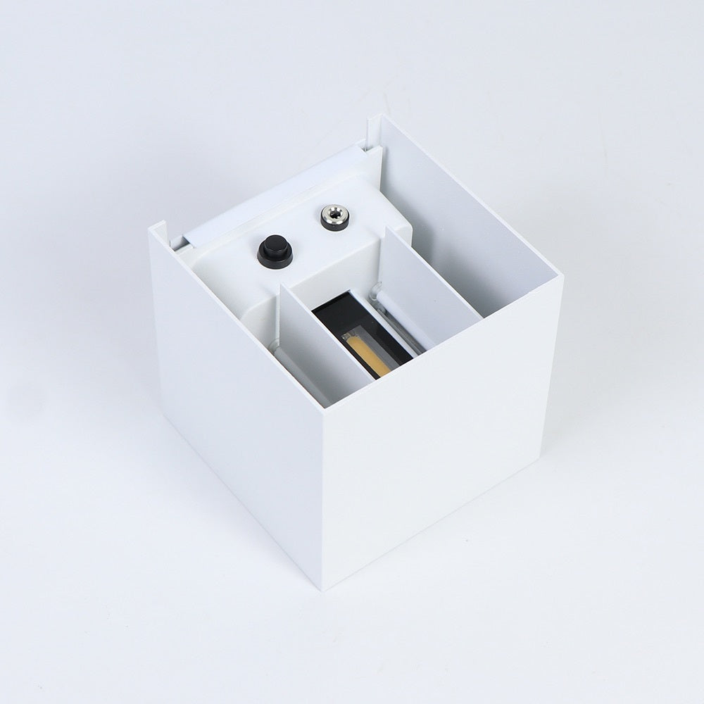 Outdoor Waterproof Aluminum Wall Lamp